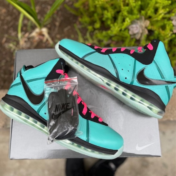 Nike LeBron 8 South Beach 2021 SZ 10.5 CZ0328-400 - Picture 9 of 17